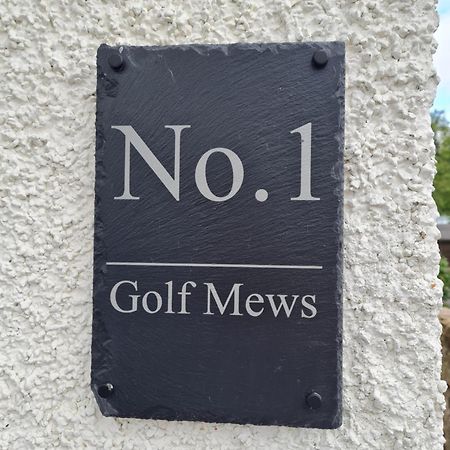 1 Golf Mews Apartamento Ballater Exterior foto