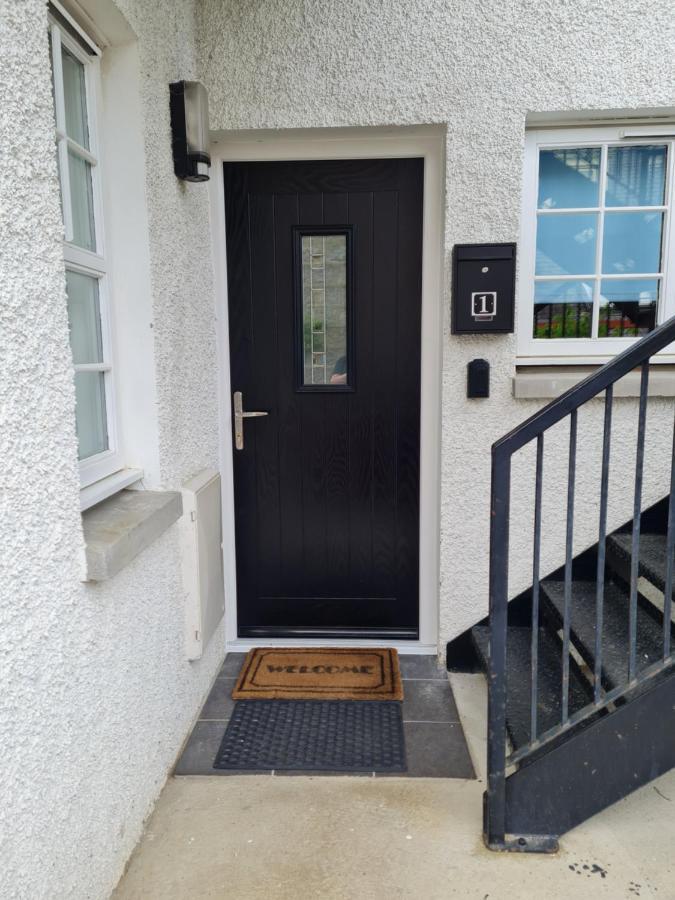 1 Golf Mews Apartamento Ballater Exterior foto